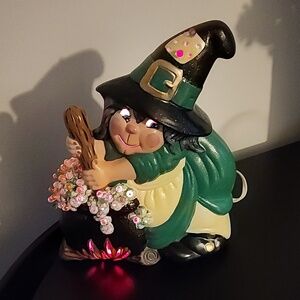 Vintage halloween ceramic witch with cauldron lights up